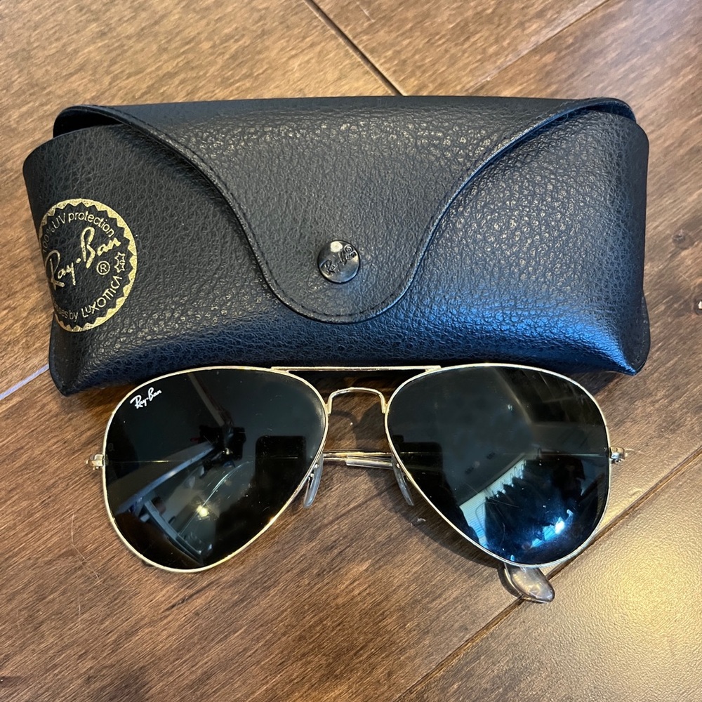 Ray ban aviators